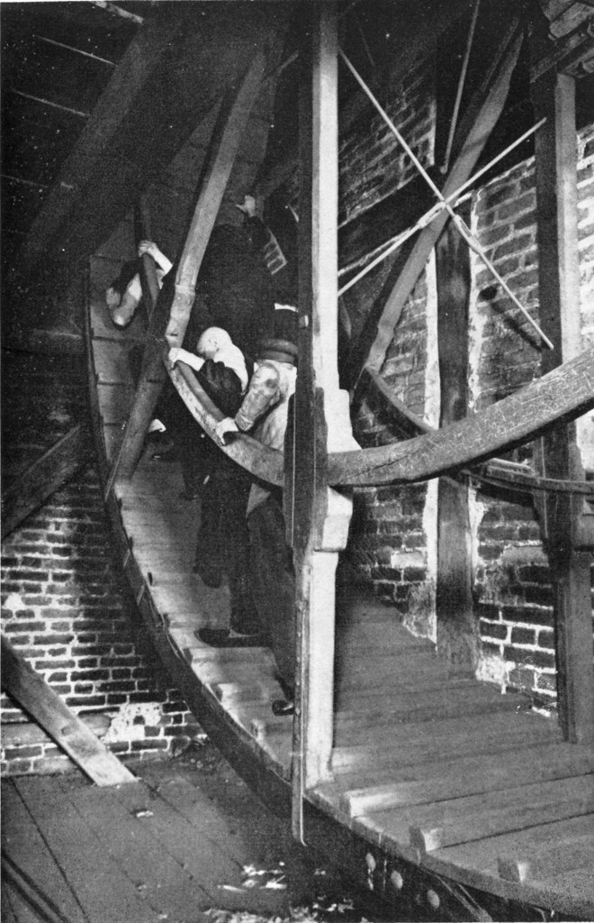 2. Wielki »uraw pracuje (zdjŕcie archiwalne)