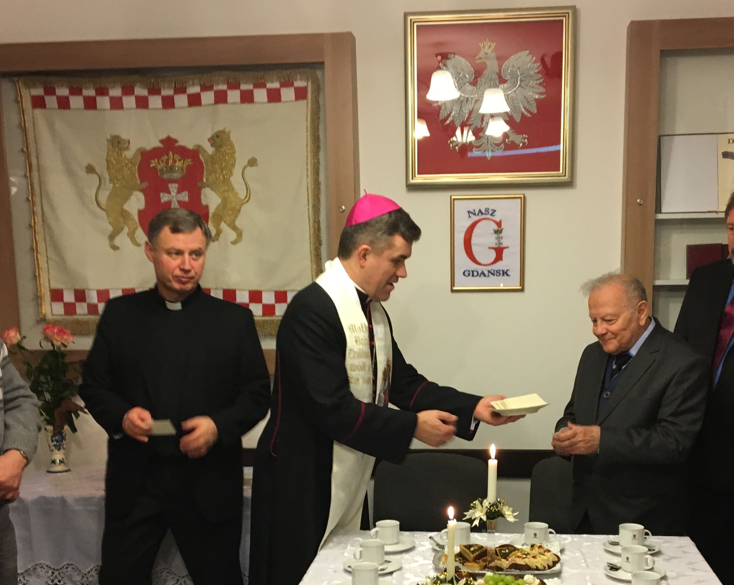 NG Opłatek z biskupem fot_J_Wikowski IMG_1643 — kopia