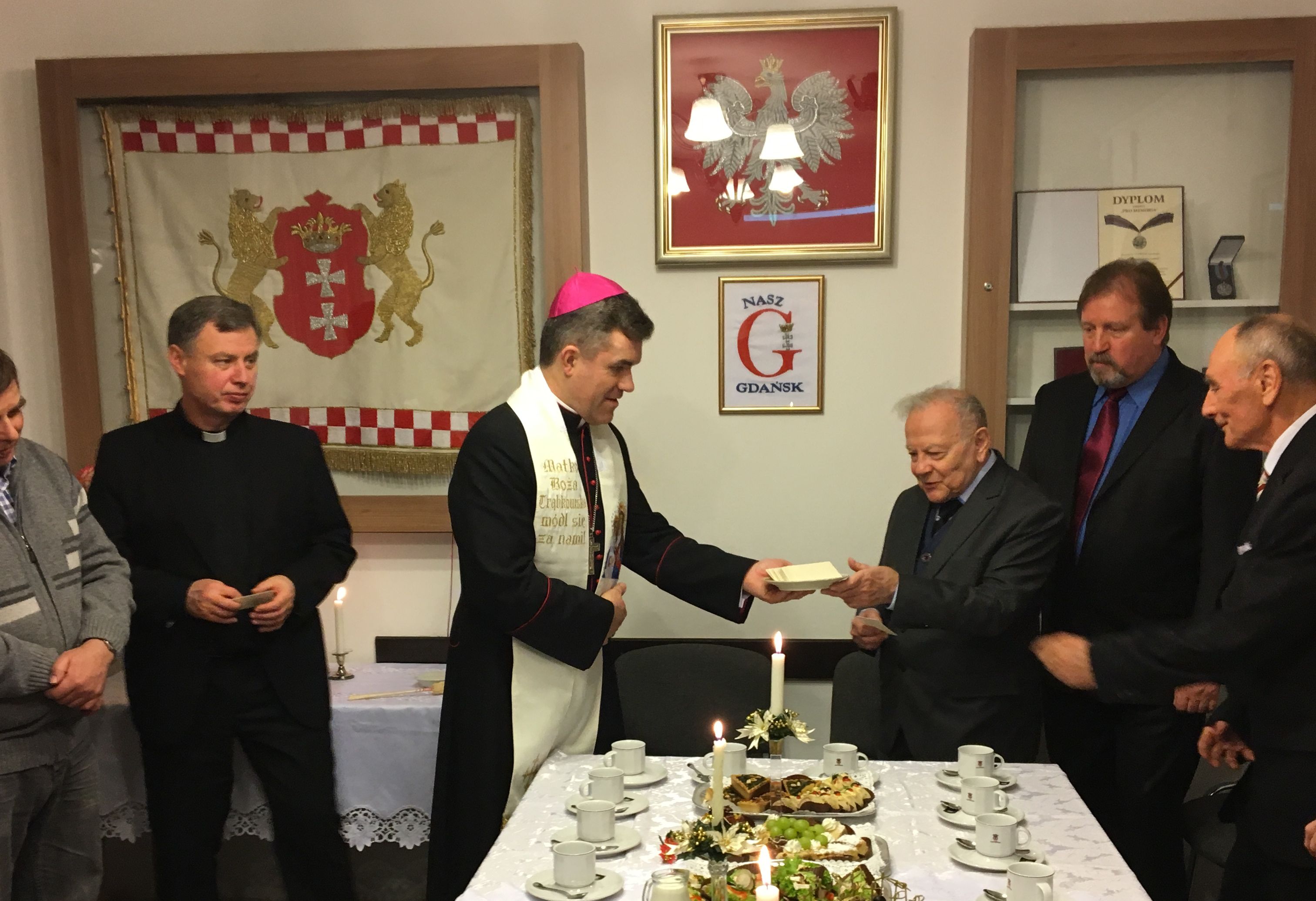 NG Opłatek z biskupem fot_J_Wikowski IMG_1644 — kopia