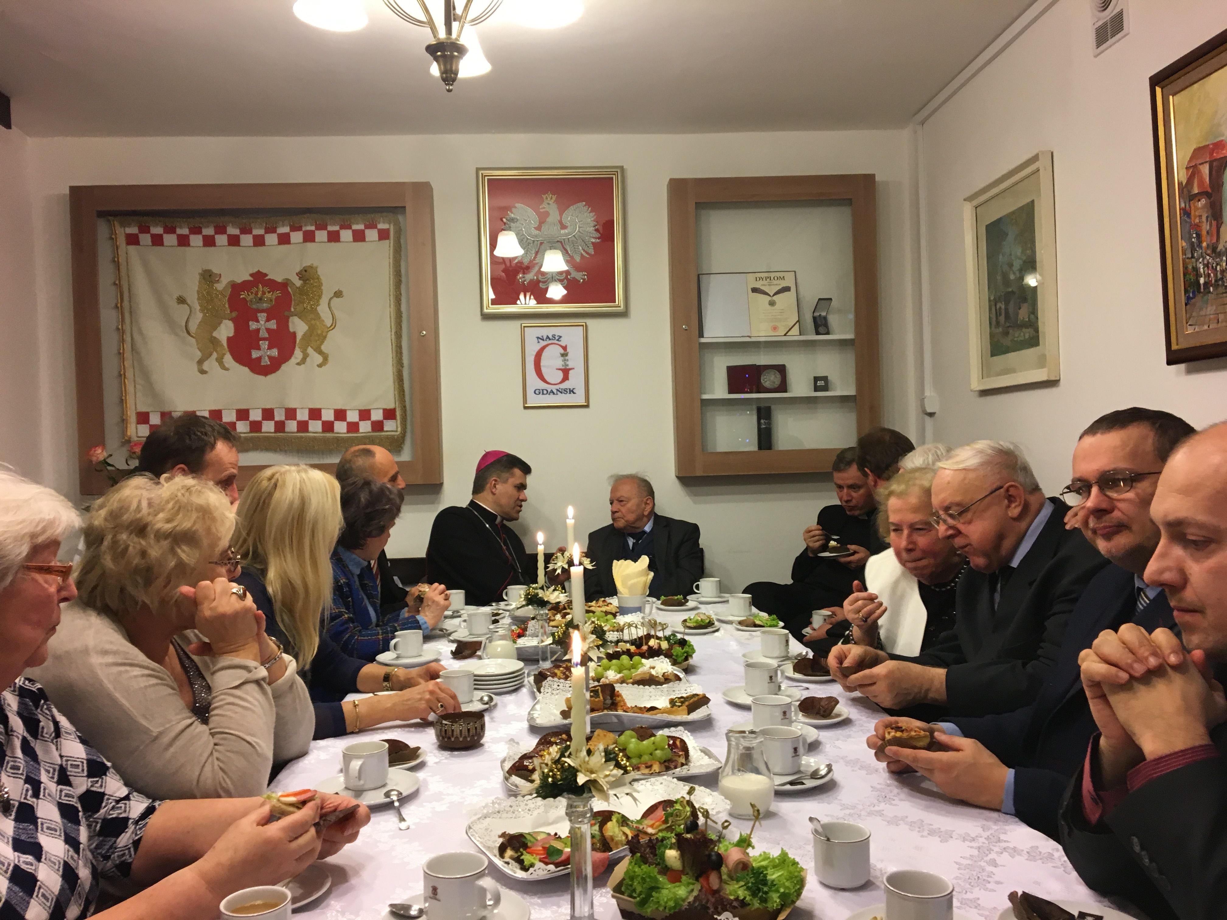 NG Opłatek z biskupem fot_J_Wikowski IMG_1741 — kopia