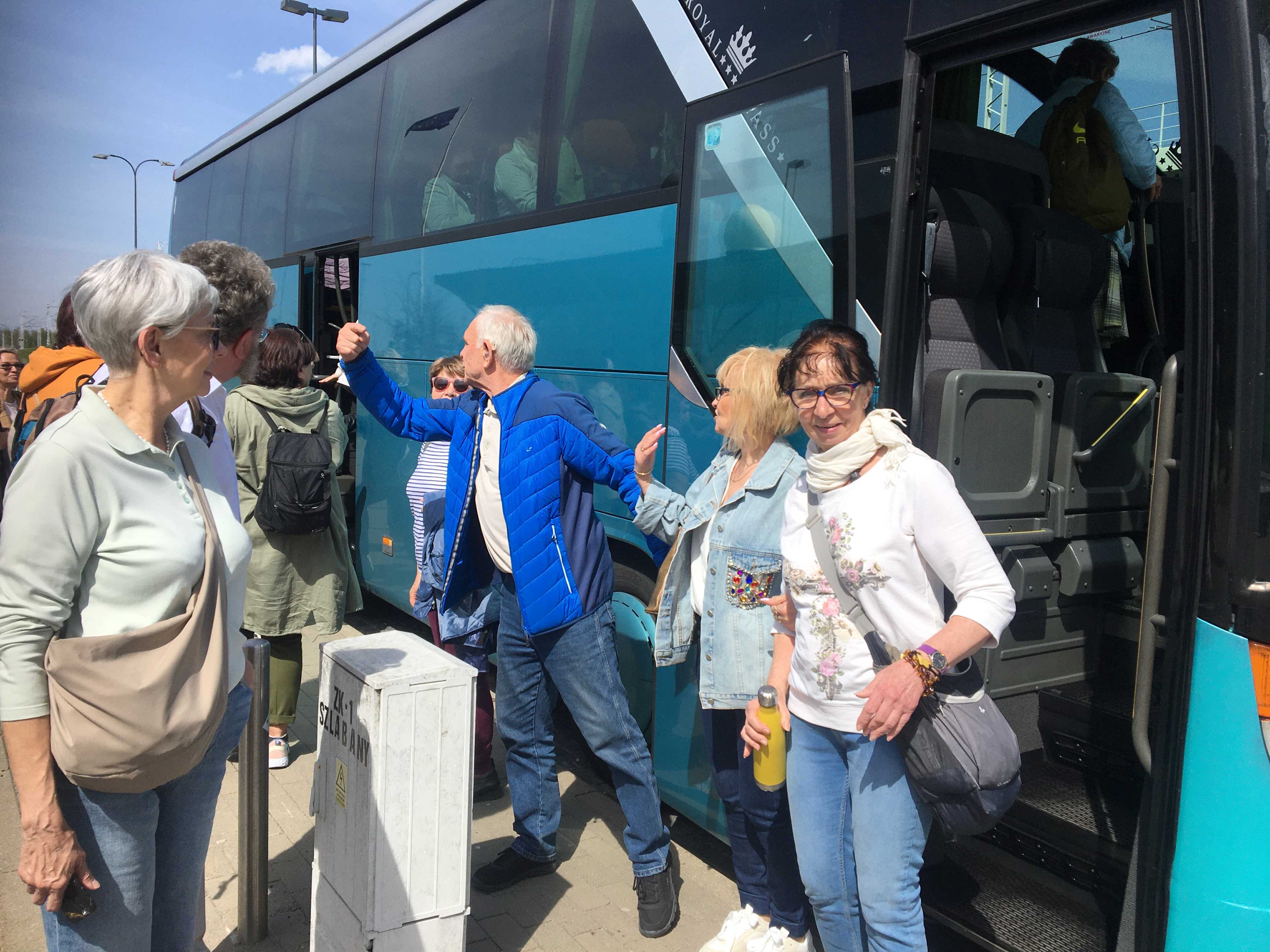 Wycieczka SNG - z okna autokaru Fot_Janusz Wikowski IMG_0693