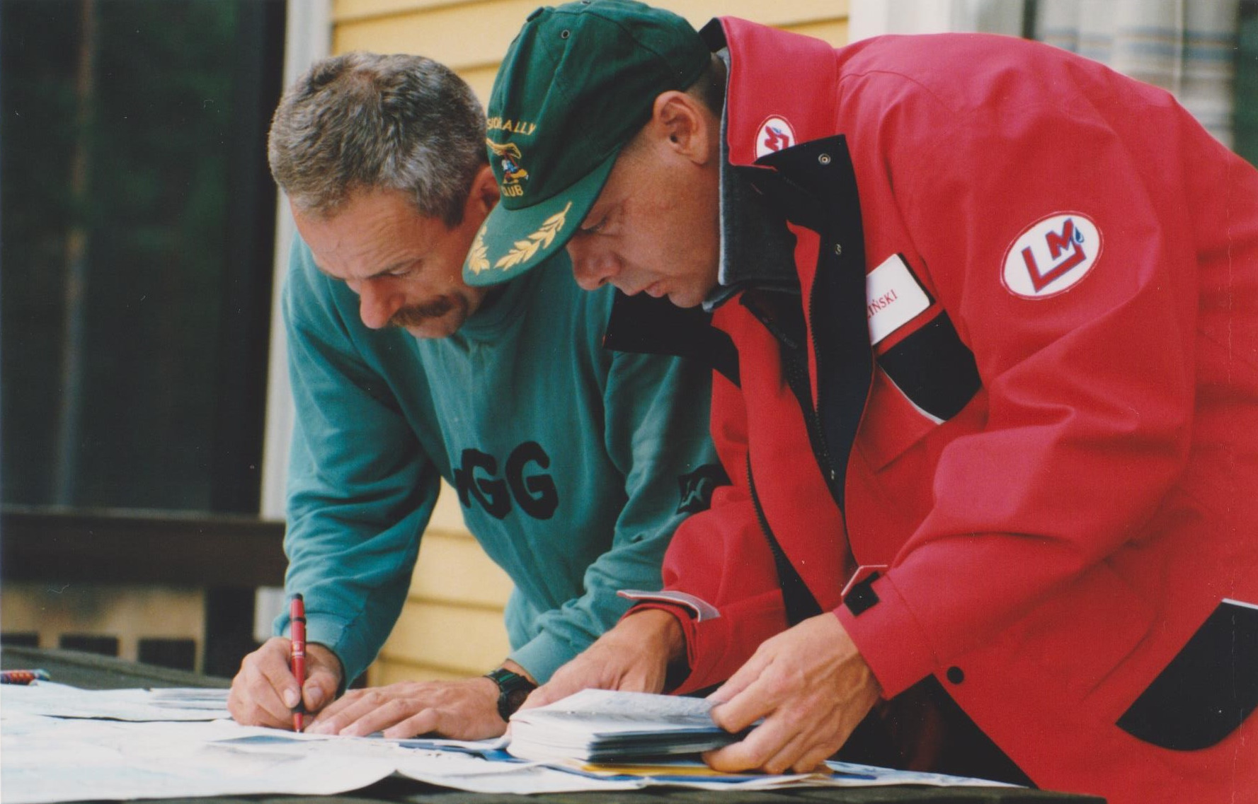 5 - planowanie dalszej trasy na lotnisku w Hultsfred