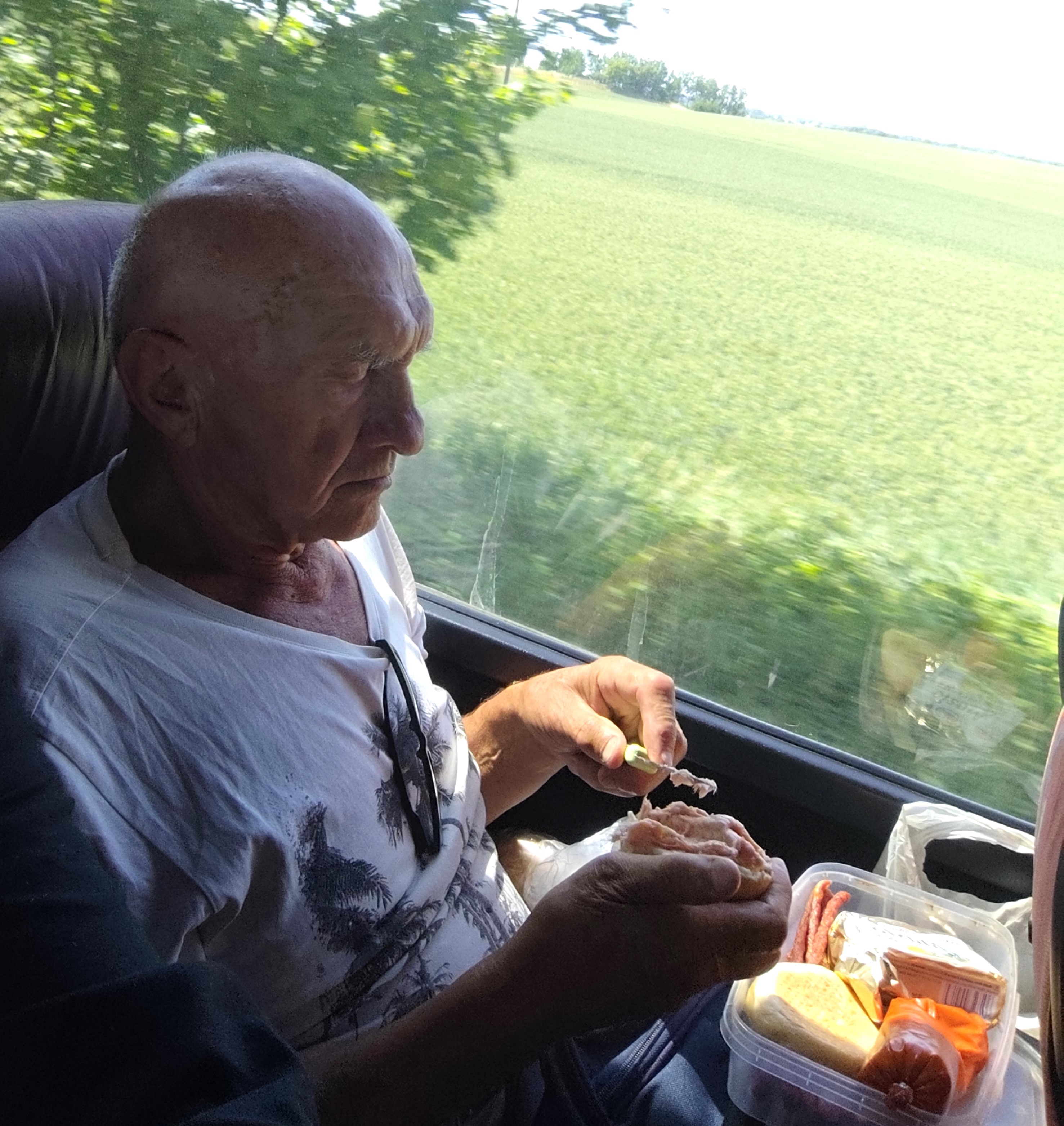 WYCIECZKA SNG Fot. Janusz Wikowski IMG_20250626_104908