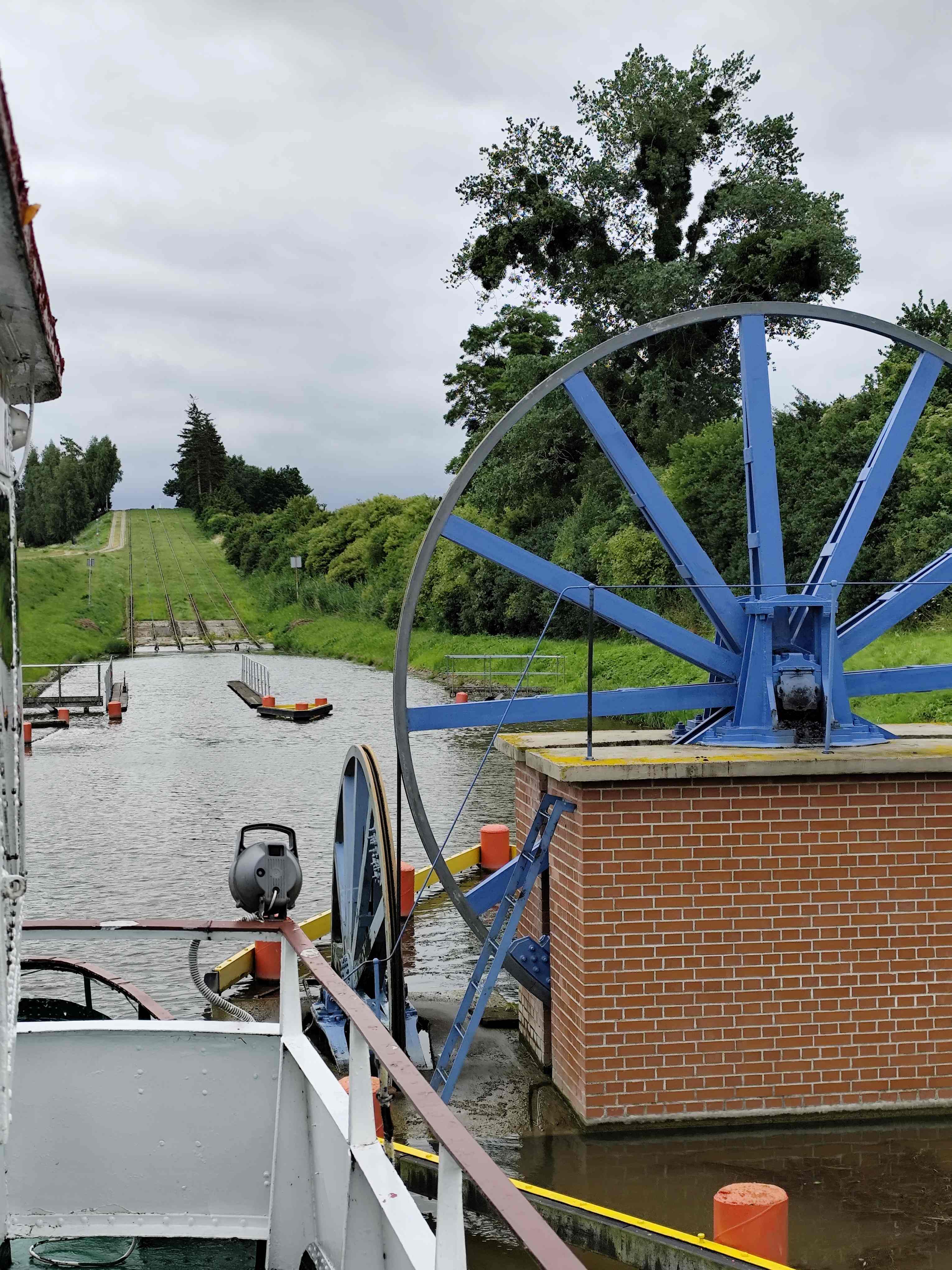 Wycieczka SNG KANAŁ ELBLASKI - POCHYLNIE Fot. Janusz Wikowski IMG_20250712_111818