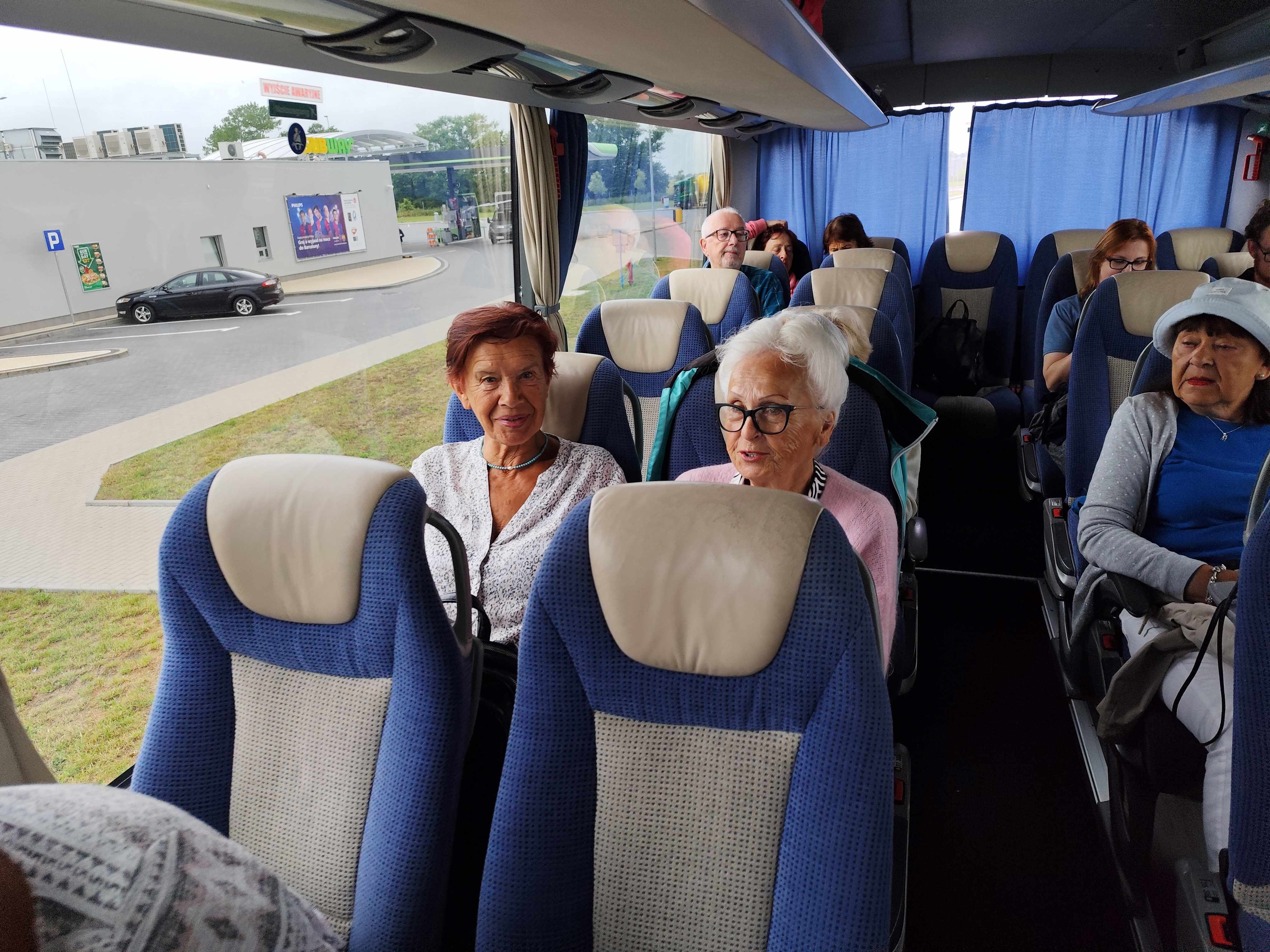 Wycieczka SNG Kanał Elblaski - w autokarze i na statku Fot. Janusz Wikowski IMG_20250712_080614