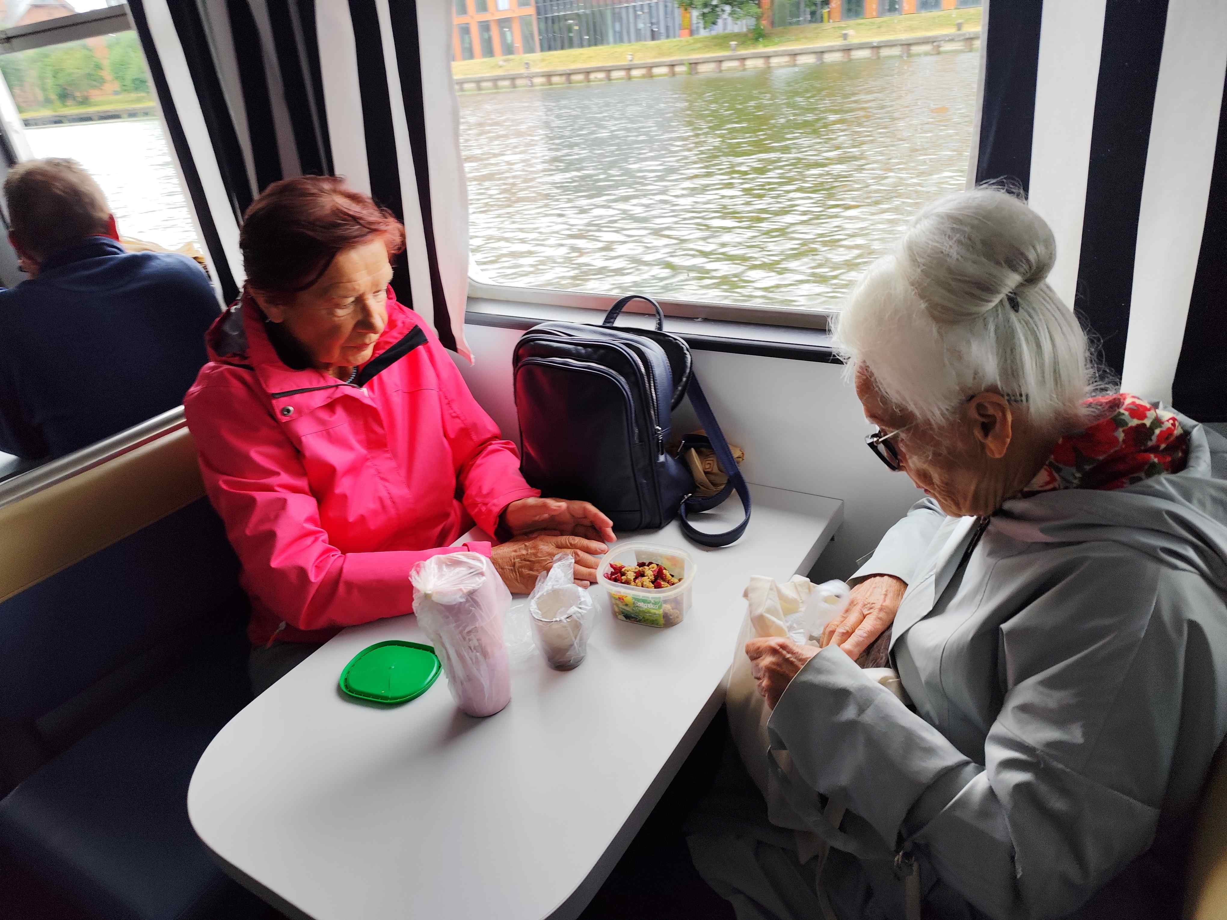 Wycieczka SNG Kanał Elblaski - w autokarze i na statku Fot. Janusz Wikowski IMG_20250712_085428