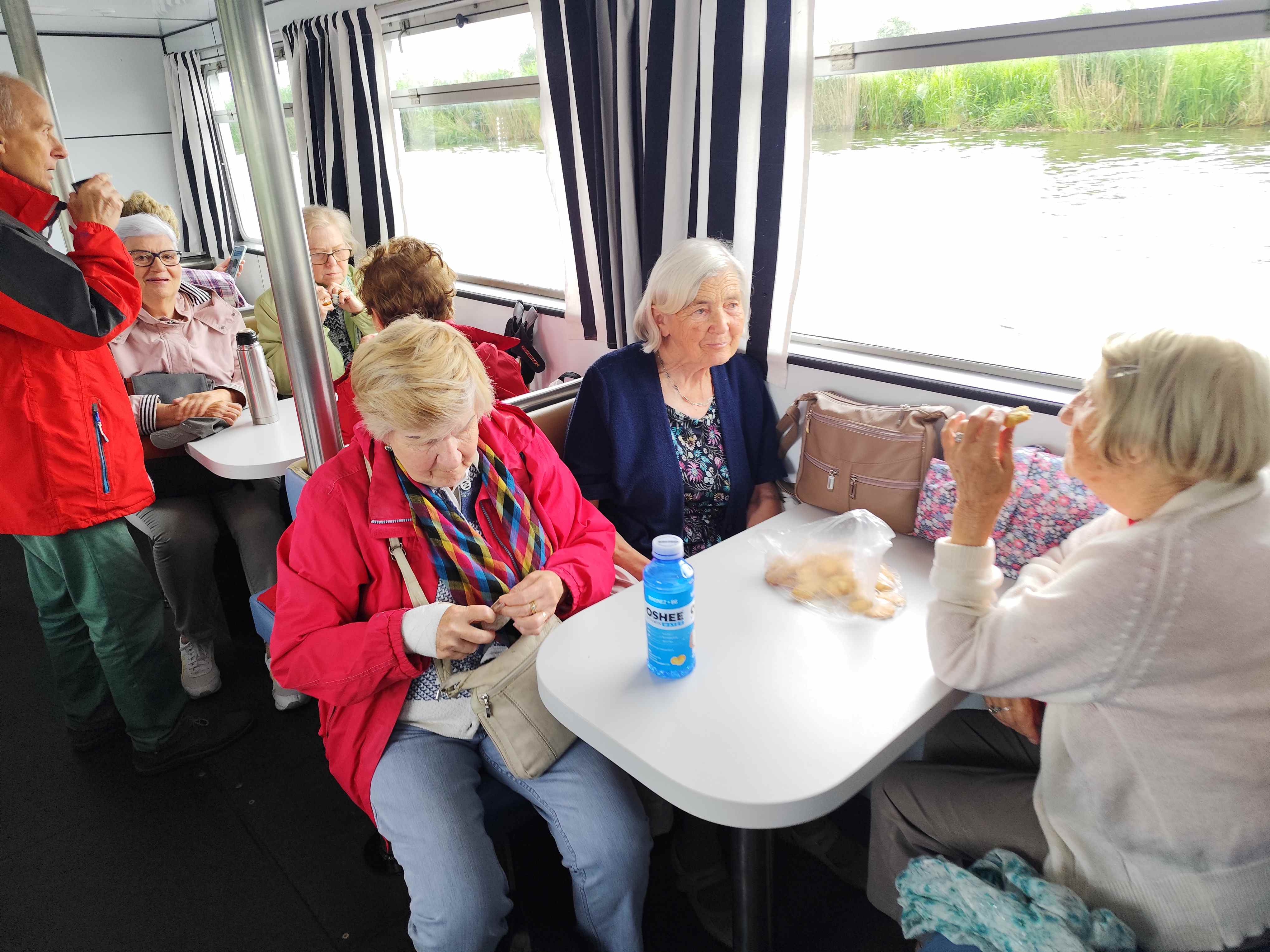 Wycieczka SNG Kanał Elblaski - w autokarze i na statku Fot. Janusz Wikowski IMG_20250712_092151