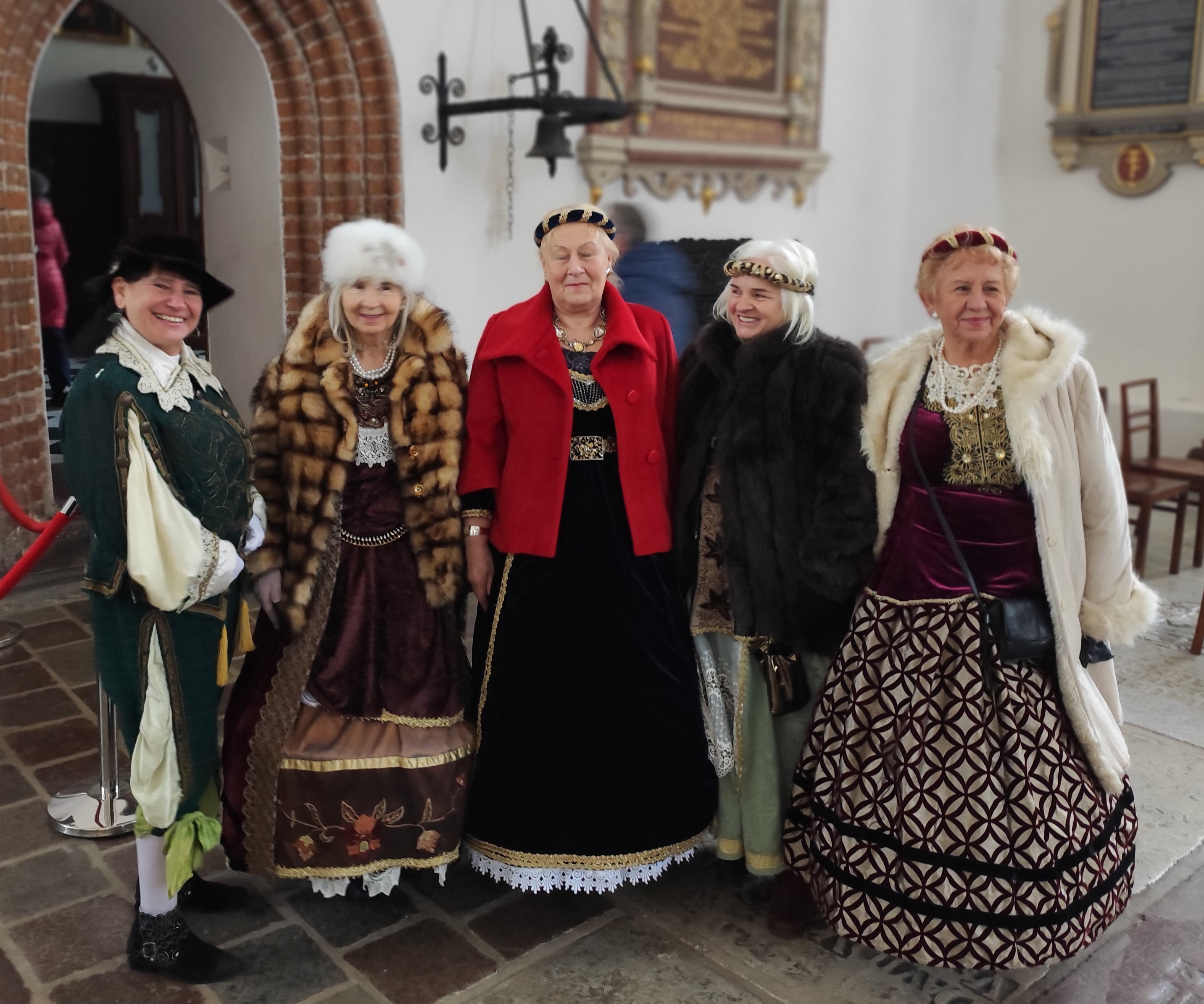 Msza w Bazylice Mariackiej w intencji zmarłych czlonków SNG Fot_Janusz Wikowski IMG_20251130_131027