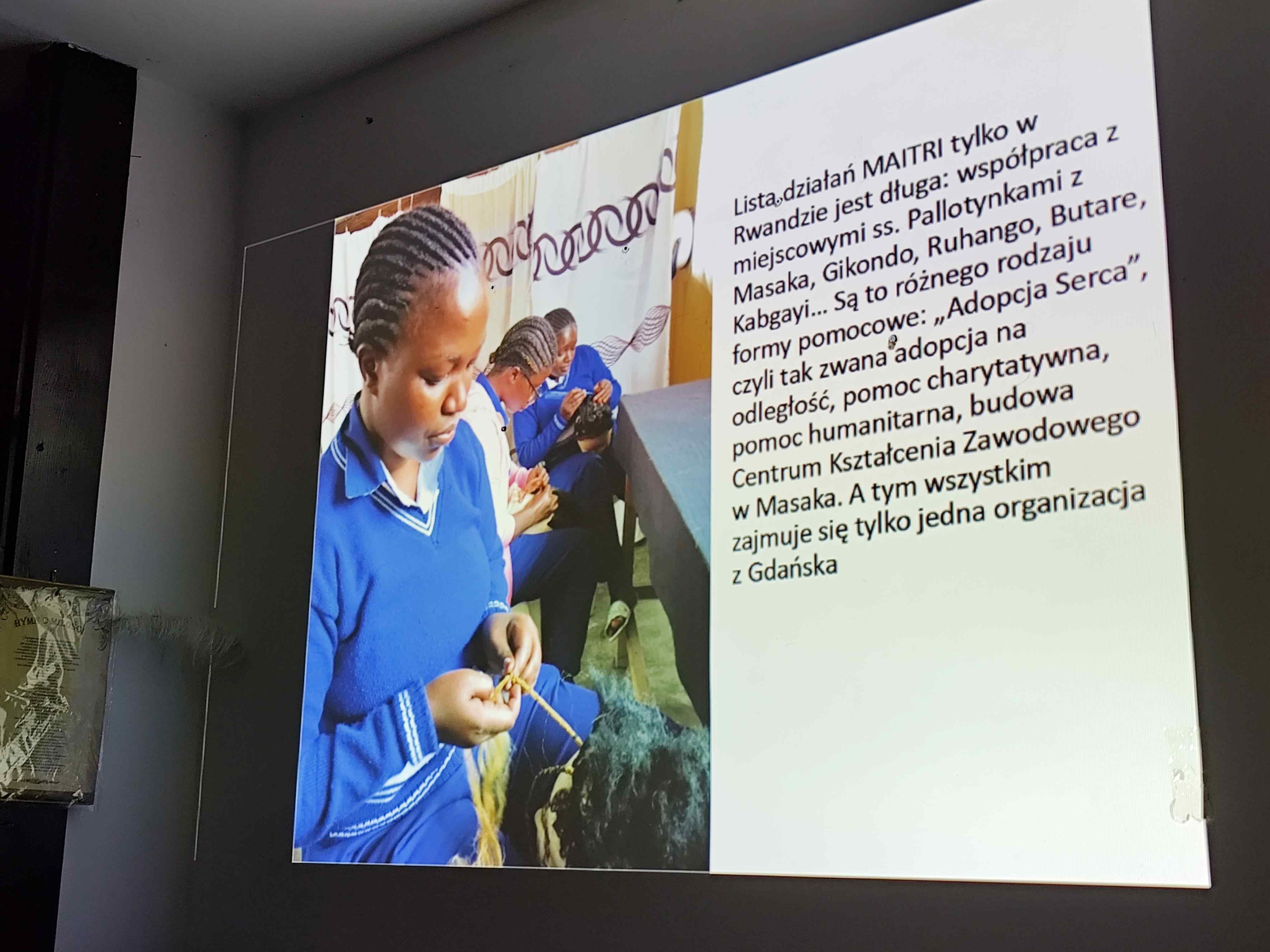 Spotkanie z podróżniczką dr Marią Giedz w Stowarzyszeniu Nasz Gdańsk. Fot_Janusz Wikowski IMG_20251121_184215