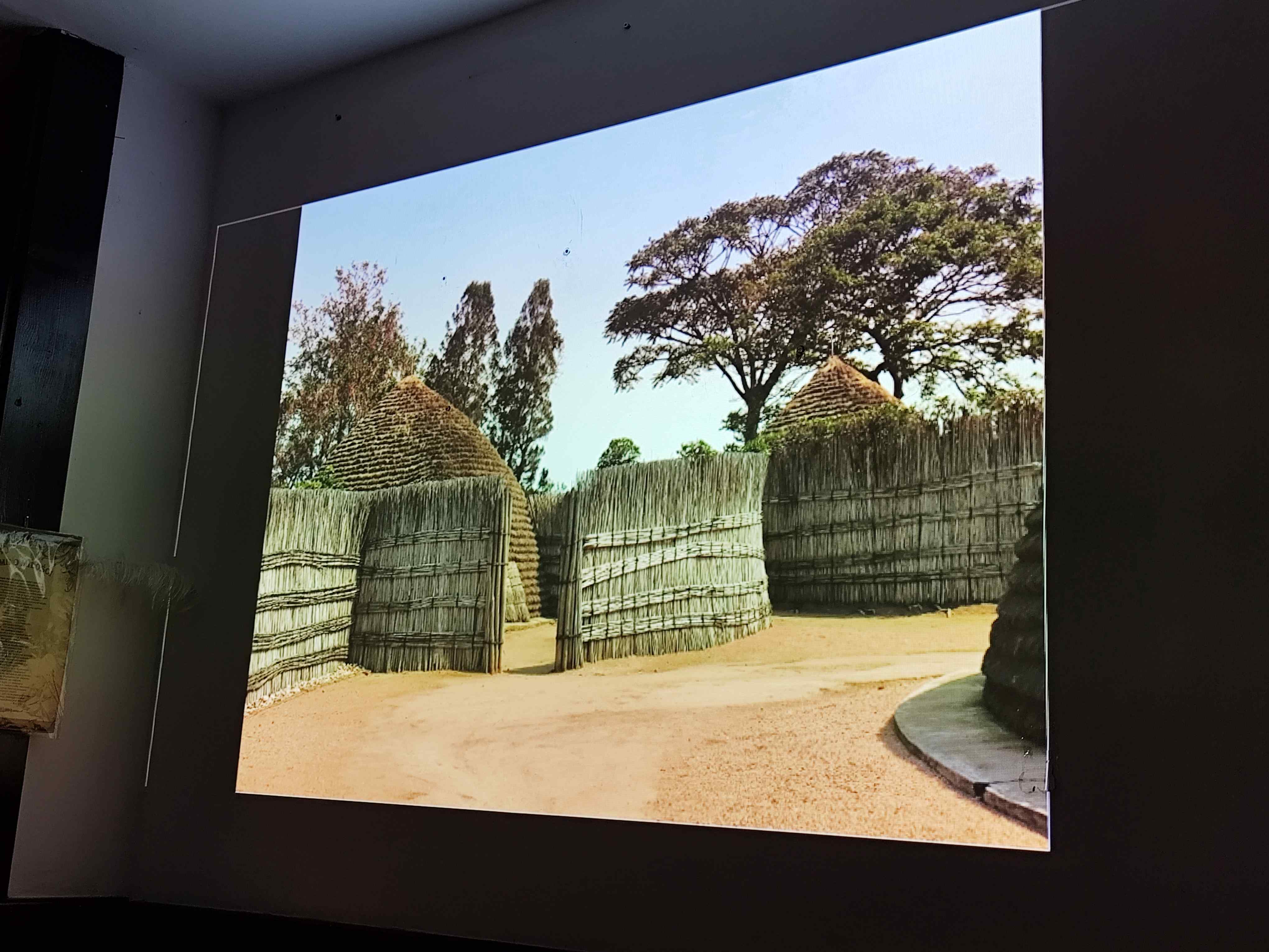 Spotkanie z podróżniczką dr Marią Giedz w Stowarzyszeniu Nasz Gdańsk. Fot_Janusz Wikowski IMG_20251121_185533