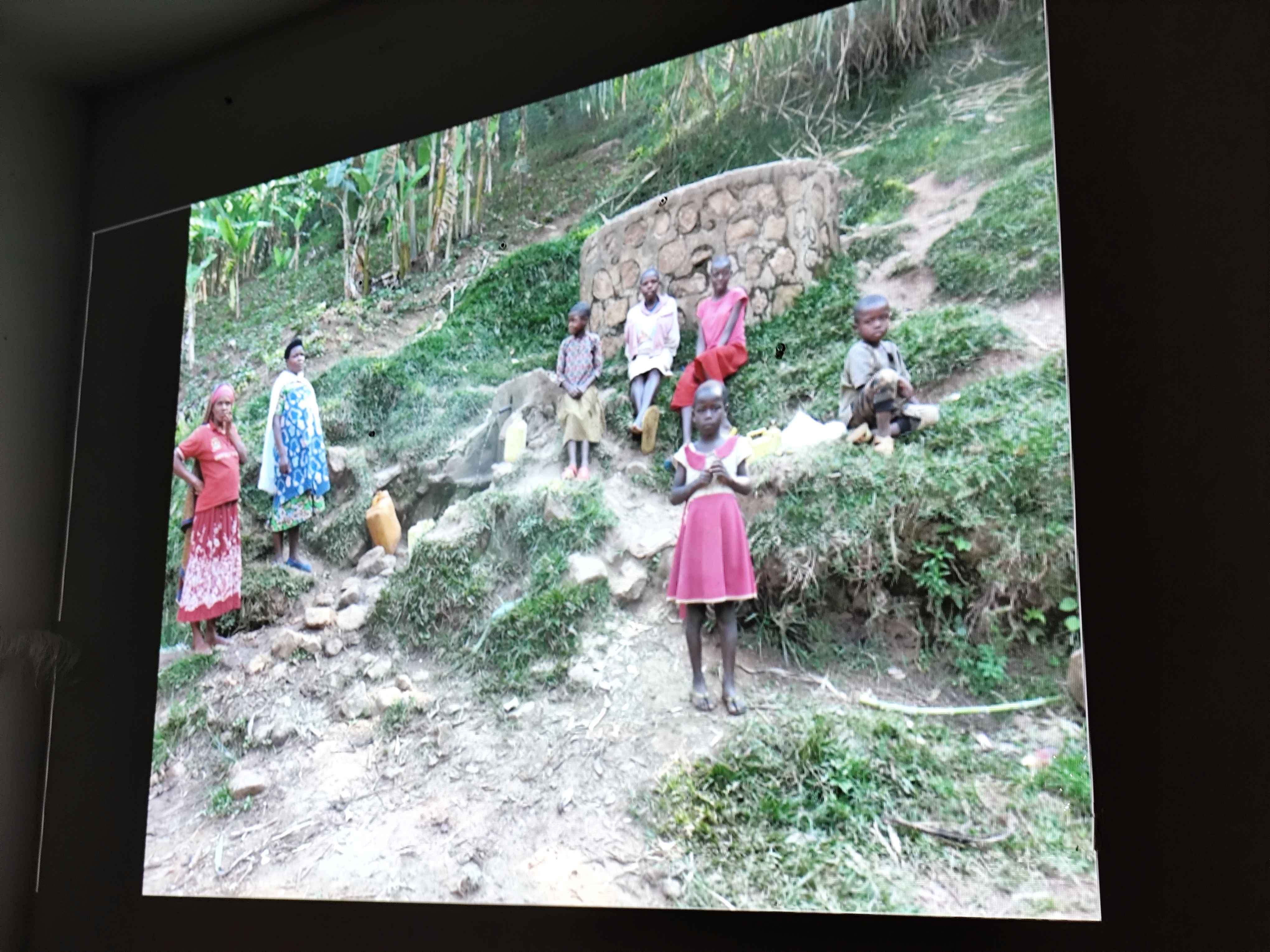 Spotkanie z podróżniczką dr Marią Giedz w Stowarzyszeniu Nasz Gdańsk. Fot_Janusz Wikowski IMG_20251121_190154