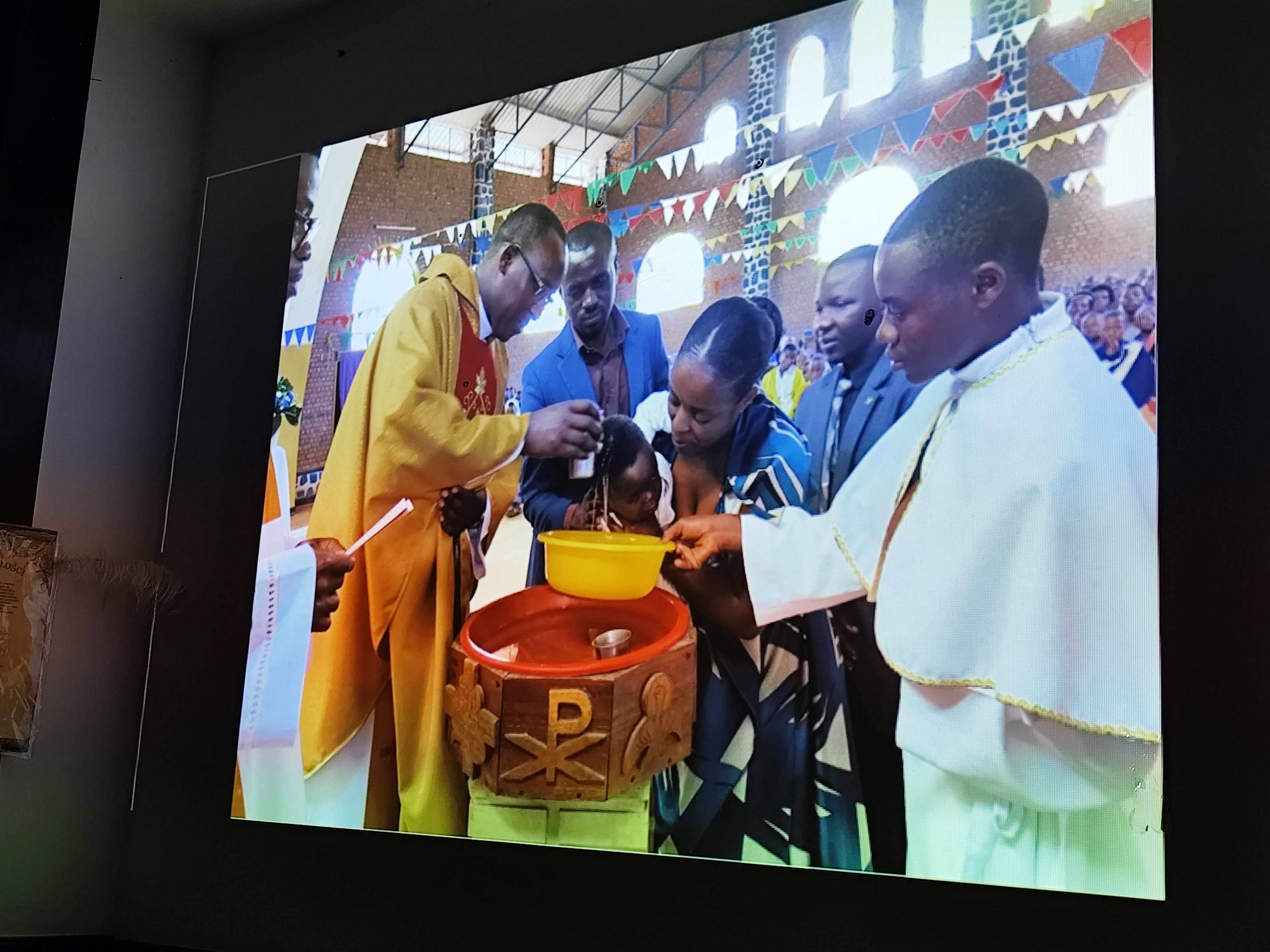 Spotkanie z podróżniczką dr Marią Giedz w Stowarzyszeniu Nasz Gdańsk. Fot_Janusz Wikowski IMG_20251121_194535