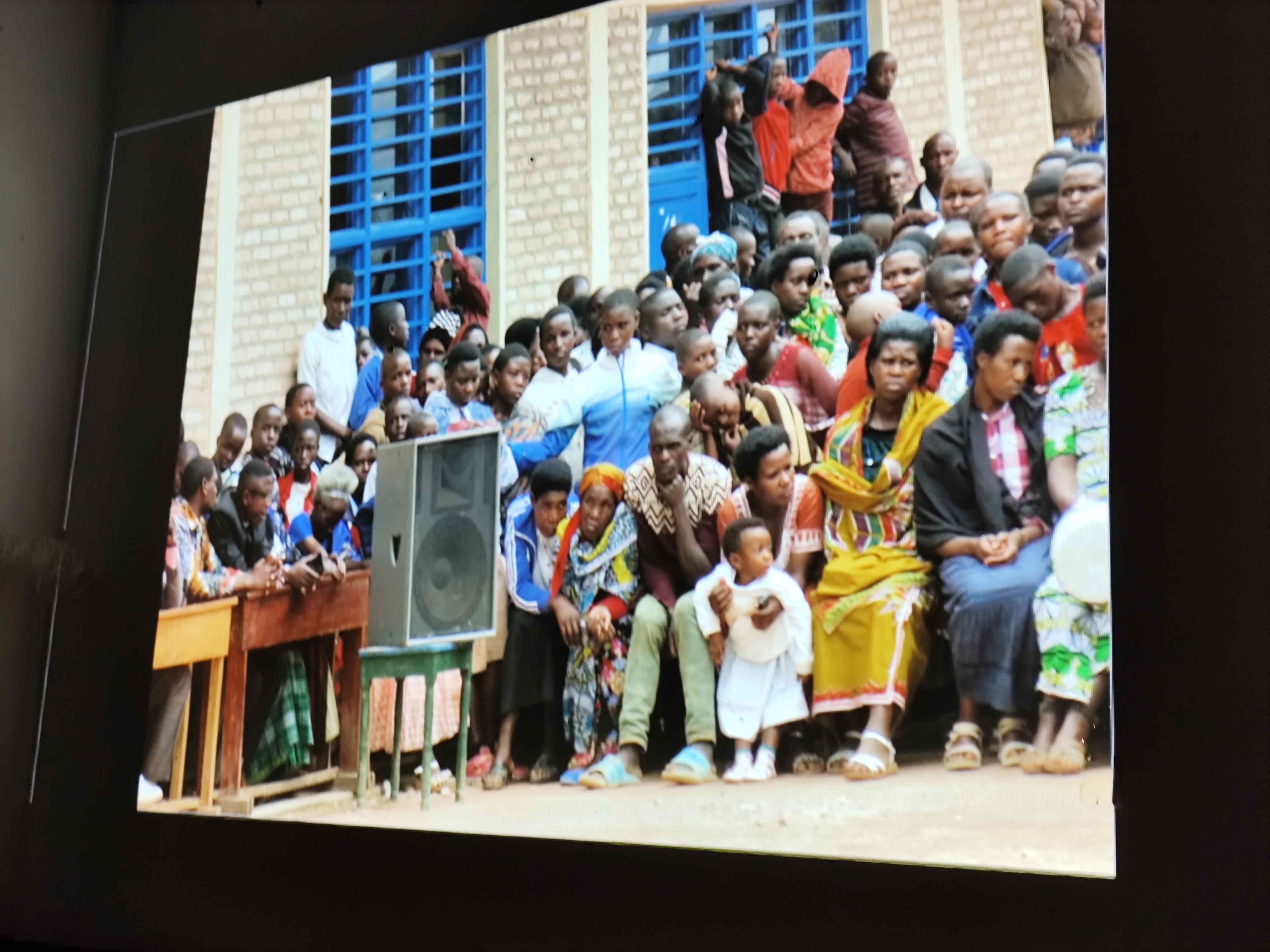 Spotkanie z podróżniczką dr Marią Giedz w Stowarzyszeniu Nasz Gdańsk. Fot_Janusz Wikowski IMG_20251121_195305