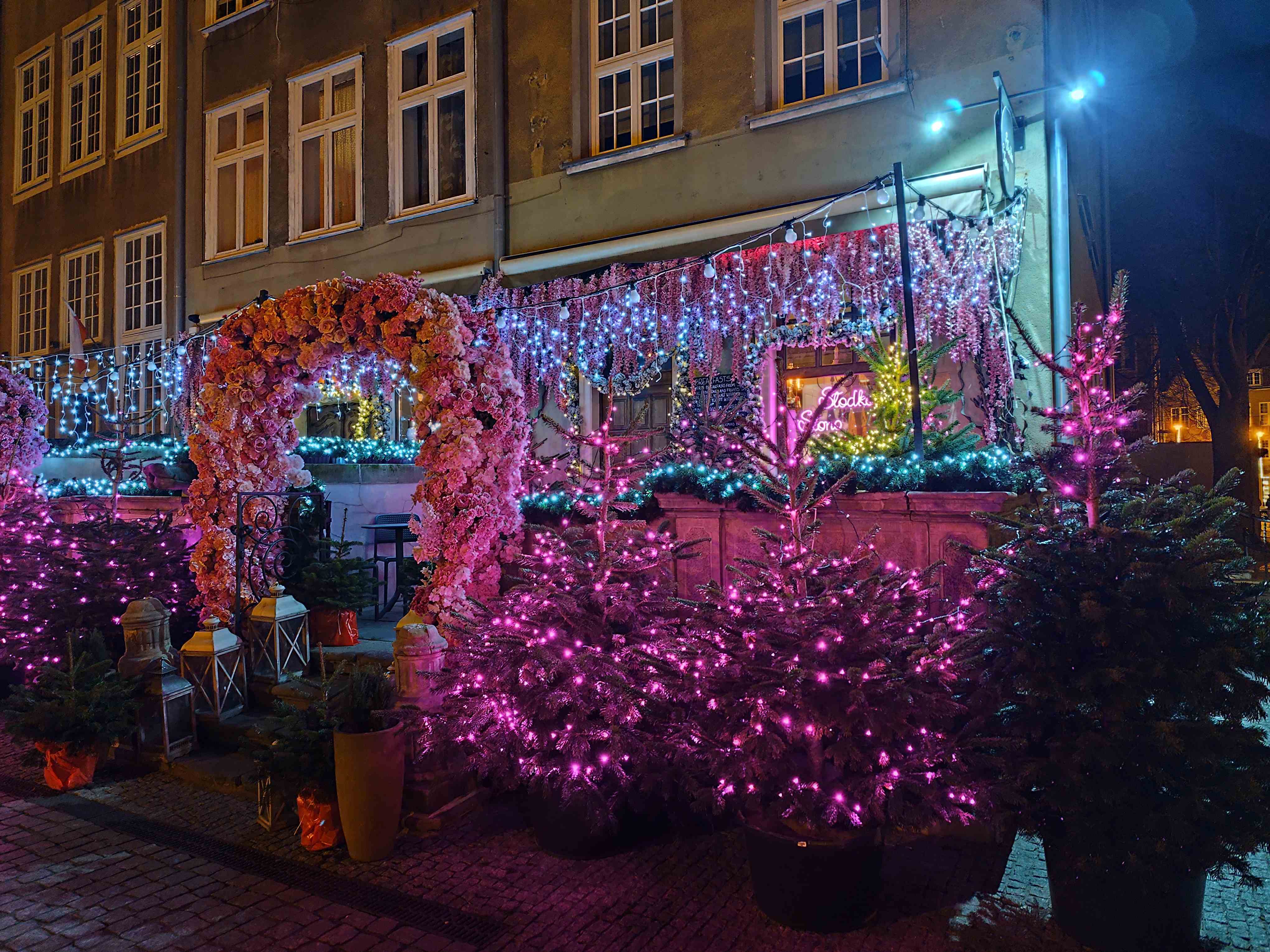 JARMARK BOZONARODZENIOWY GDANSK fot. Janusz Wikowski IMG_20251214_175055