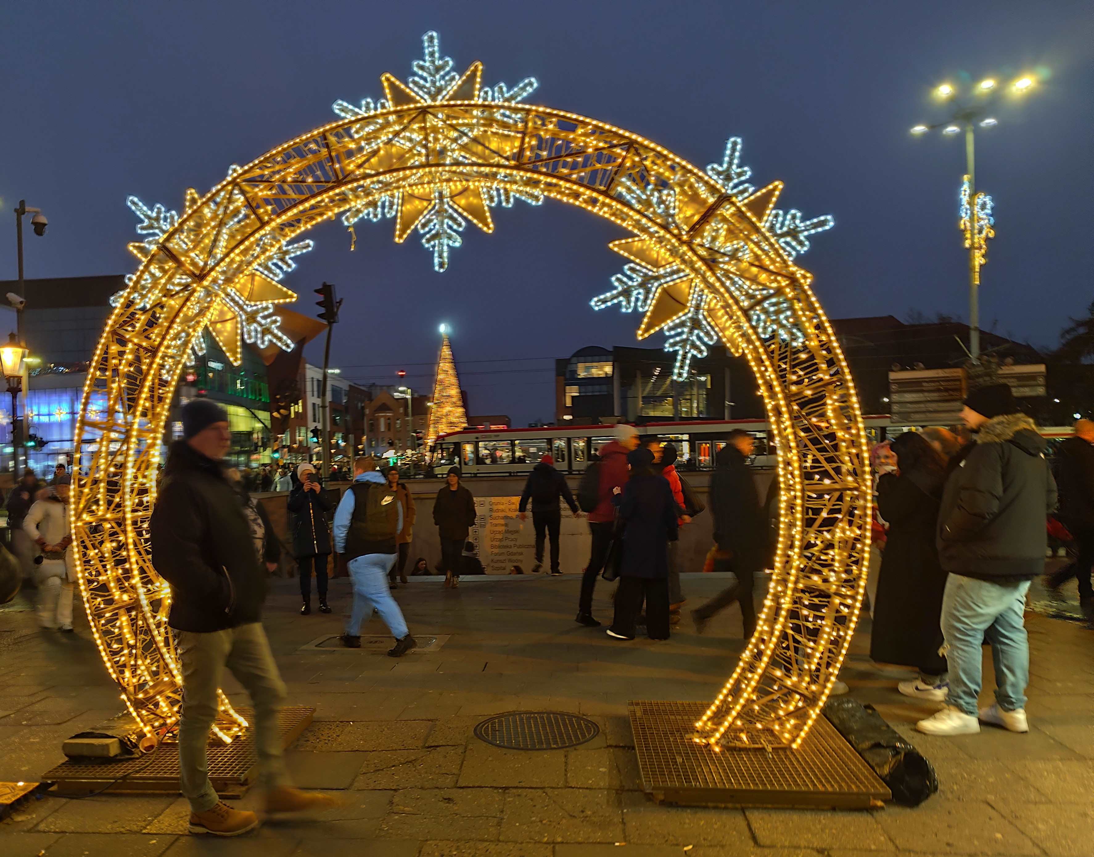 JARMARK BOZONARODZENIOWY GDANSK fot. Janusz Wikowski IMG_20251215_155129