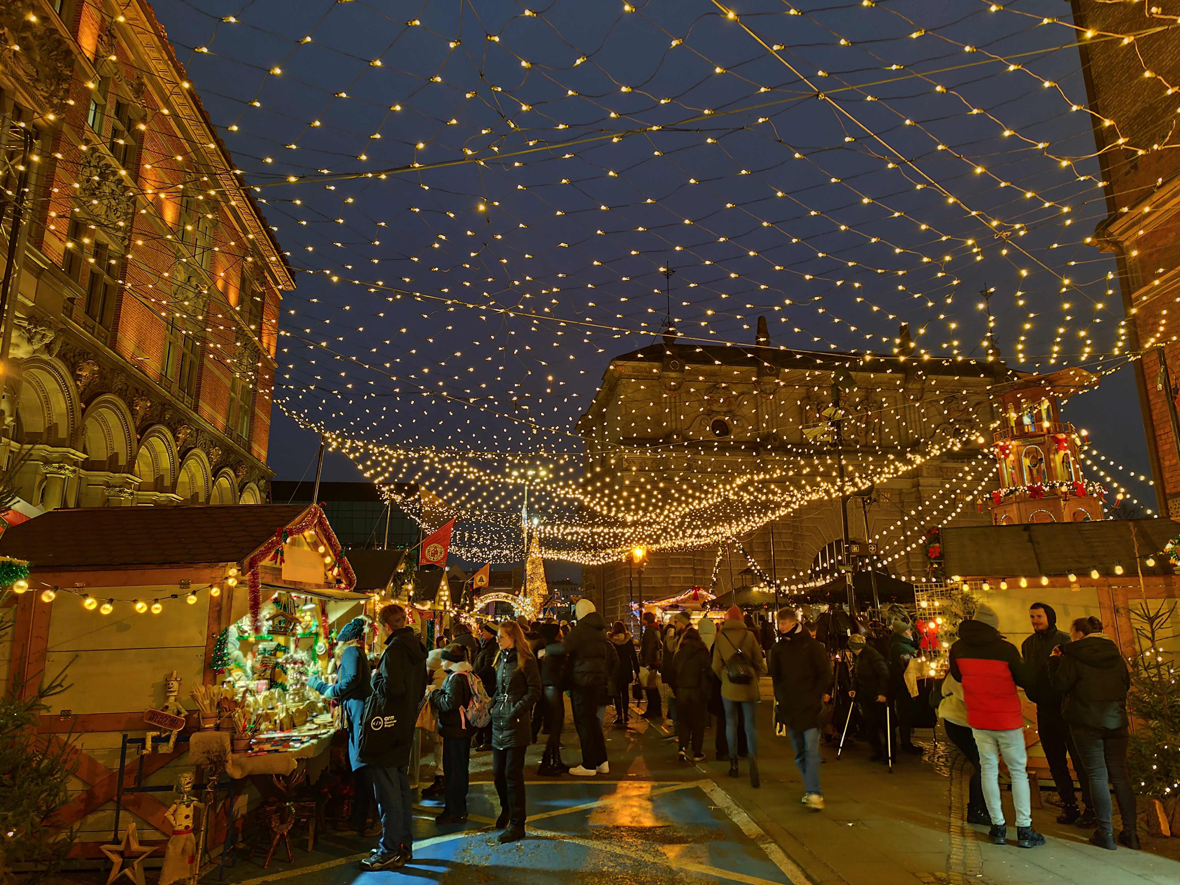JARMARK BOZONARODZENIOWY GDANSK fot. Janusz Wikowski IMG_20251215_155734
