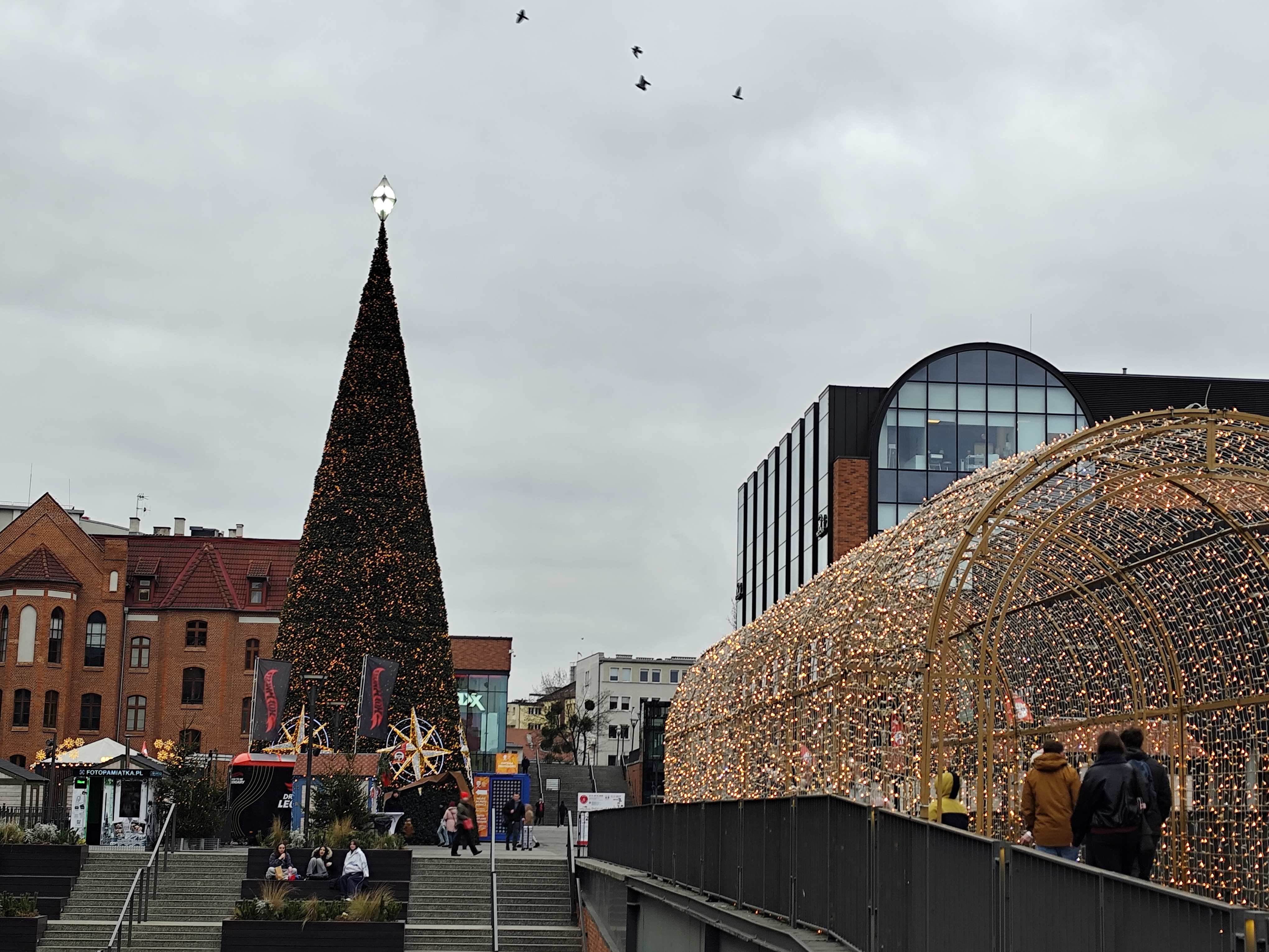 JARMARK BOZONARODZENIOWY GDANSK fot. Janusz Wikowski IMG_20251222_110921