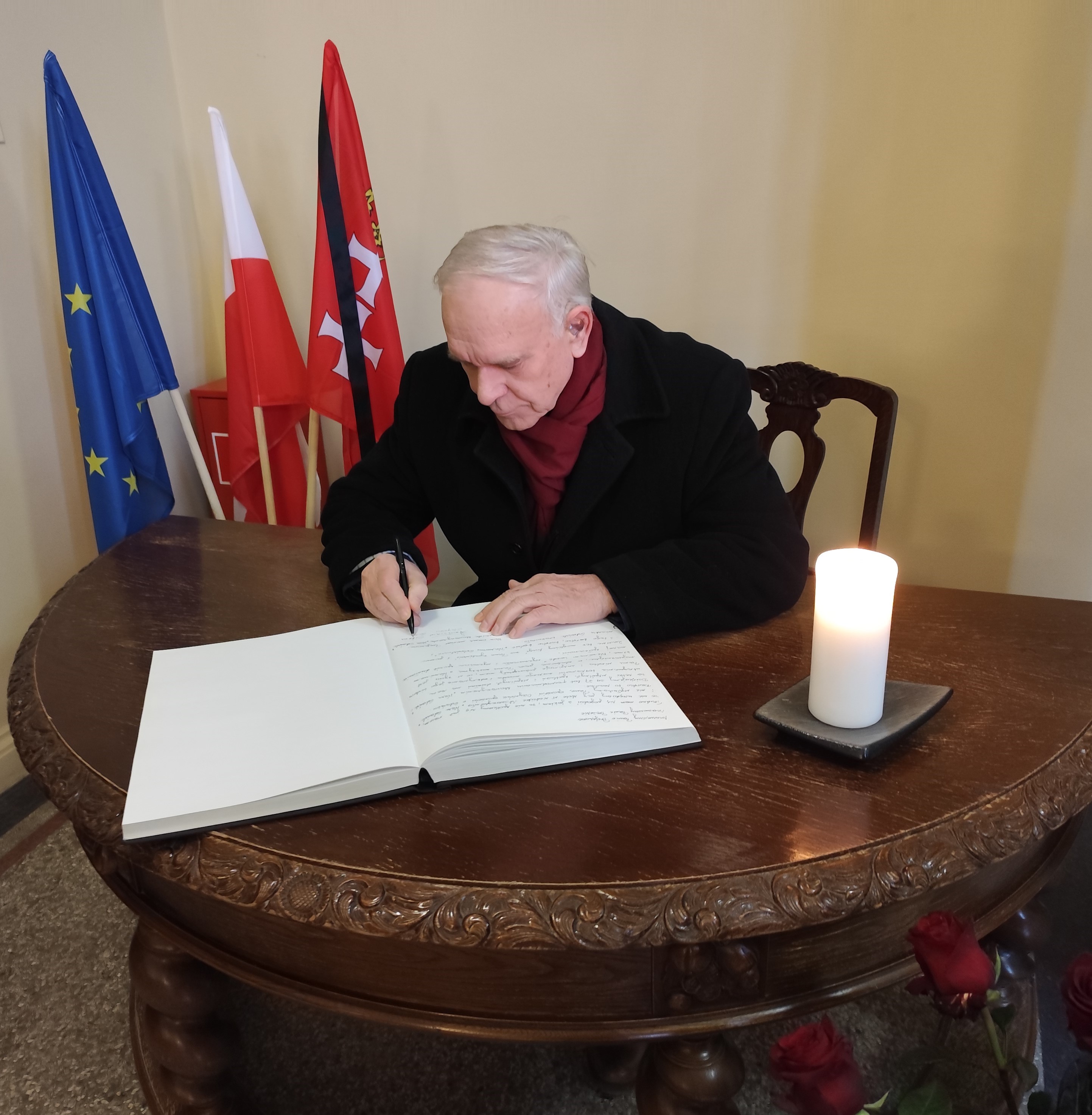 JANUSZAJTIS Księga kondolencyjna fot. Janusz Wikowski IMG_20260125_091059