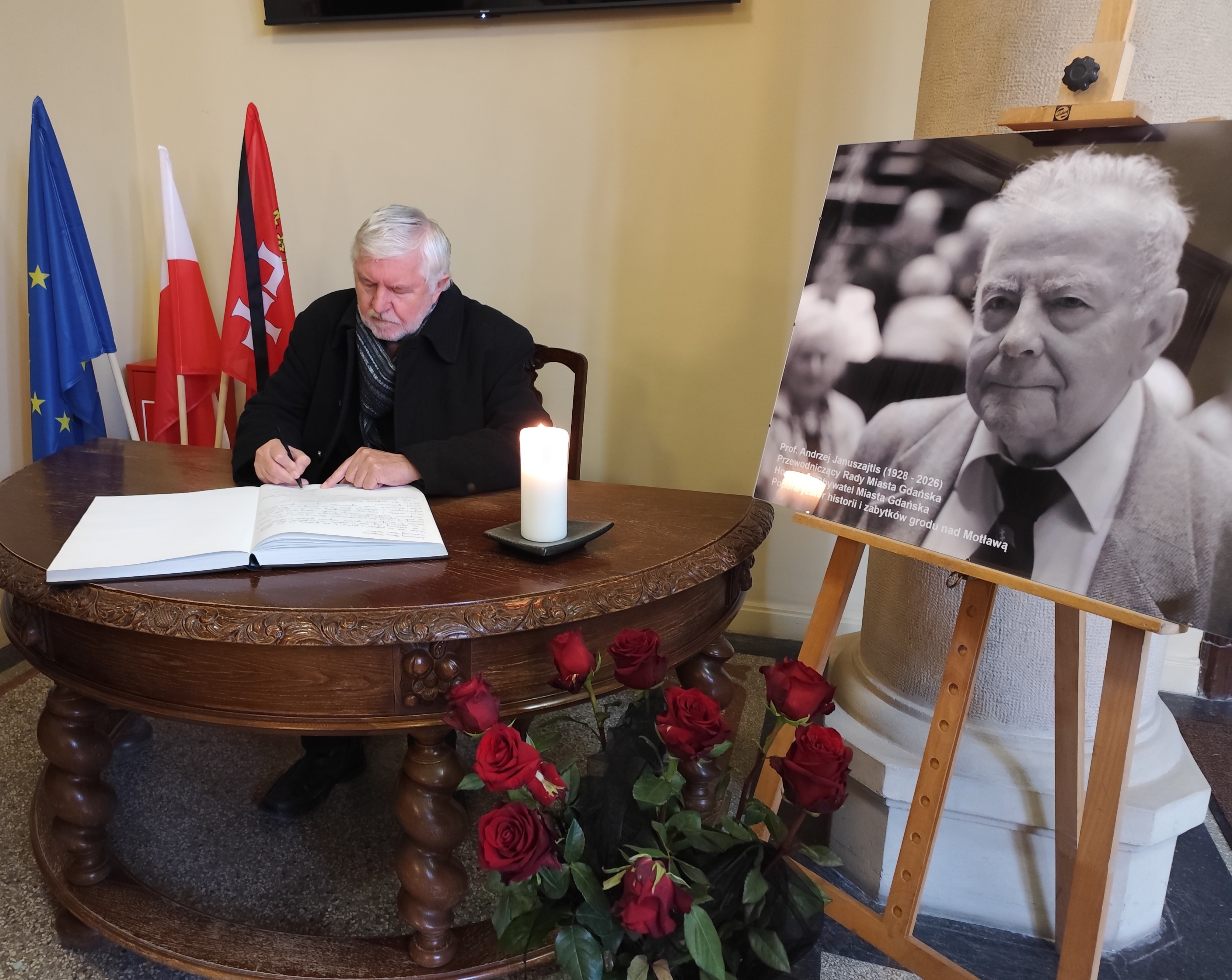 JANUSZAJTIS Księga kondolencyjna fot. Janusz Wikowski IMG_20260125_091233
