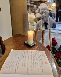 Księga kondolencyjna pamięci prof. Andrzeja Januszajtisa, pogrzeb w czwartek