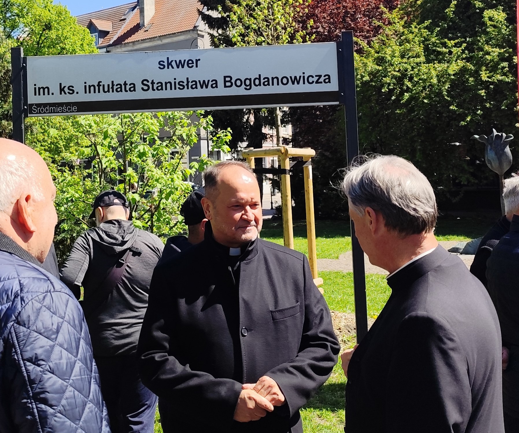 Tablica ks. Bogdanowicza fot_JW IMG_20260509_122758