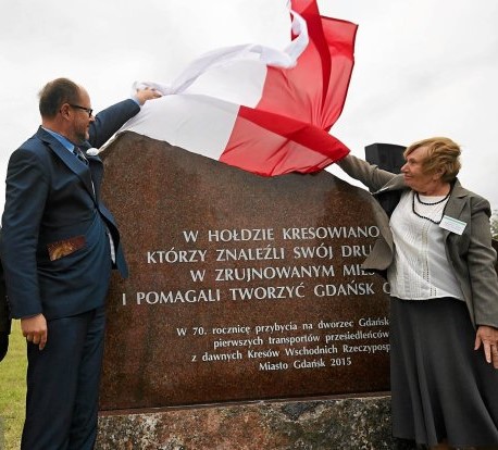 2. Obelisk Kresowiacy Paweł Adamowicz odslomięcie